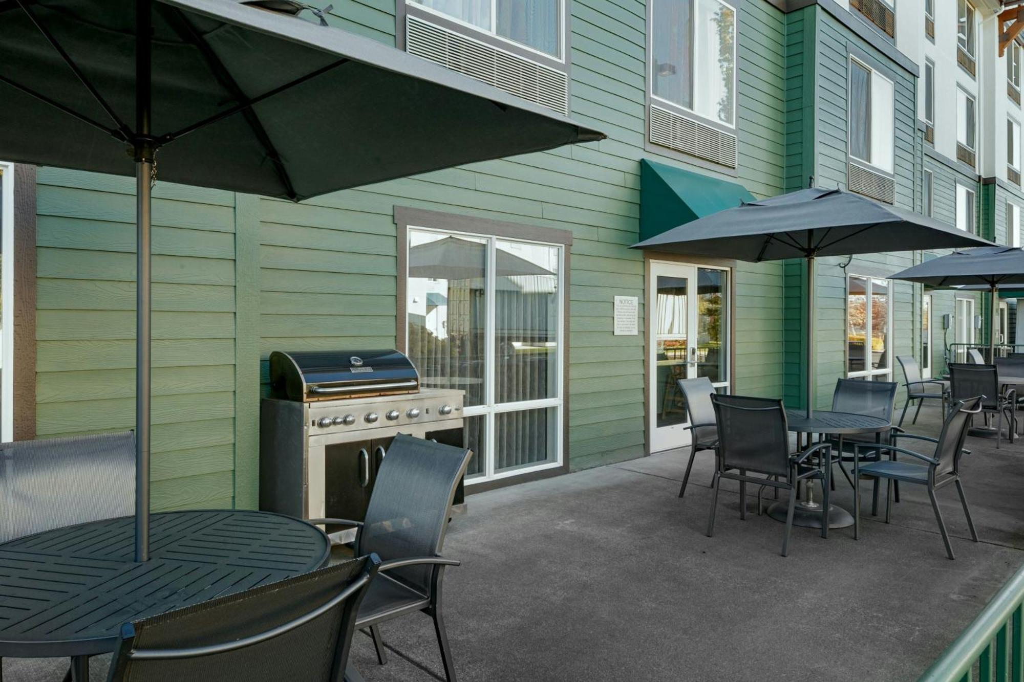 Fairfield Inn & Suites By Marriott Anchorage Midtown Exterior foto
